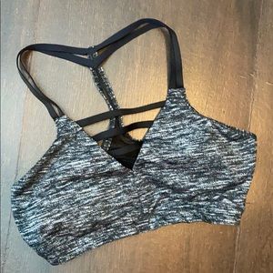 VS Sports Bra